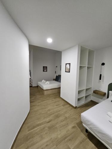Triana Suite Apartament - image 2