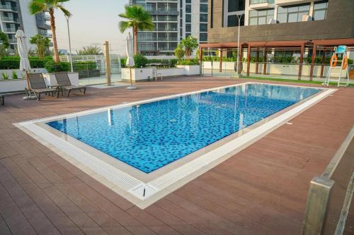 Cozy Studio with Big Terrace in Azizi Riviera - image 14