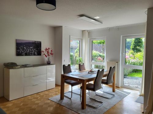 Ferienwohnung mit Gartenblick in Freudenberg, Deutschland