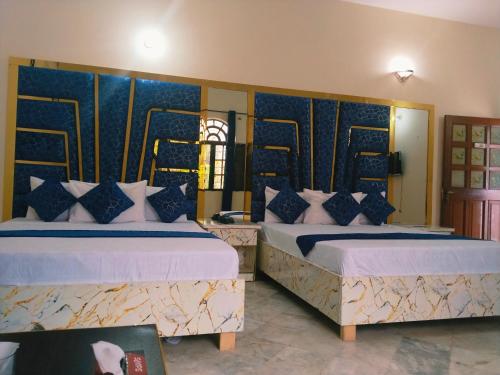 Hotel 4 Season - image 10
