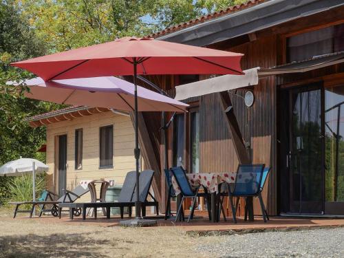 Iekārtas, maison avec jolie vue in Saint-Leon-sur-Vezere