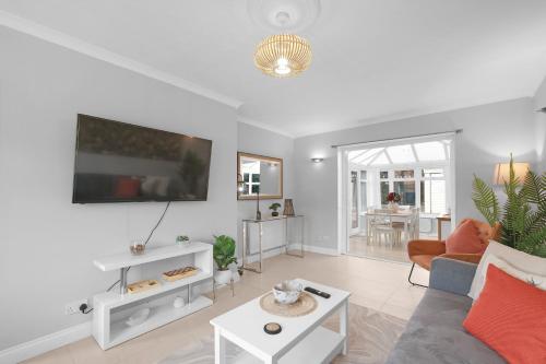 Keel Drive Modern 3-Bedroom, 2-Bathroom Home gîte à louer holiday inn windsor