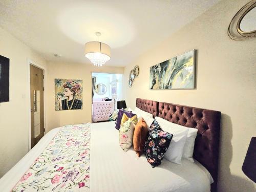 2 bedroom, 4 beds -Grassmarket, Edinburgh (photo 6)