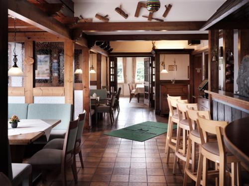餐廳, 霍貝爾酒店 (Gasthof Zum Hobel) in 德羅爾斯哈根
