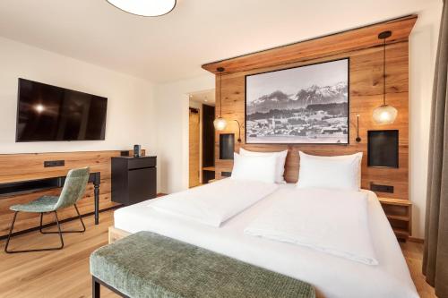Hotel Gsteig Room Type - Suite with Mountain View
