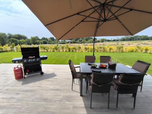 設施, VILLA VULKANEIFEL -modern -familienfreundlich -Terrasse -Doppelgarage -ruhiger Lage in 布爾沙伊德