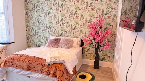 Panthea Home, Barkingside