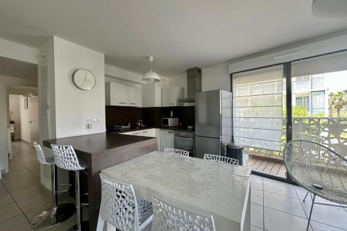 The Jacques Coeur- Vue climatisation et parking ! in Parc Marianne