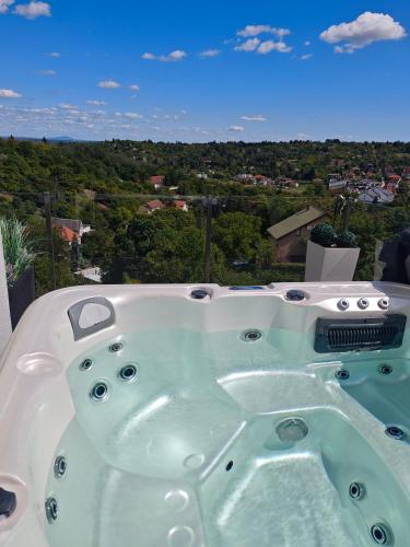 Gamma Apartmanok és Jakuzzi (Gamma Apartmanok es Jakuzzi) in มิสโคลค