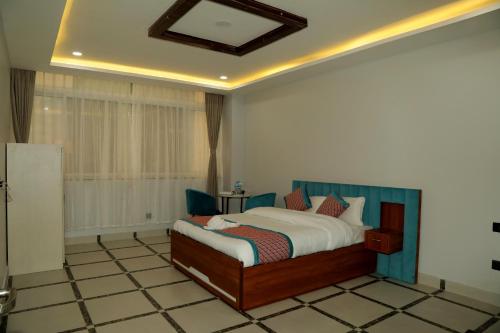 Double Room with Mountain View