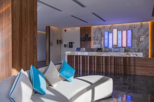 ล็อบบี้, Royal Palace Hotel - Financial District in อัล อิซดิฮาร์