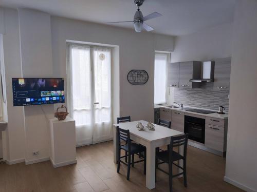 City center, between Piazza Alfieri and Piazza Palio in อัสตี