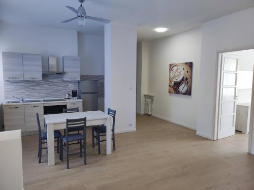 City center, between Piazza Alfieri and Piazza Palio in อัสตี