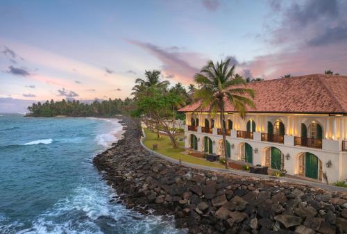 The Flute Mansion, Talpe