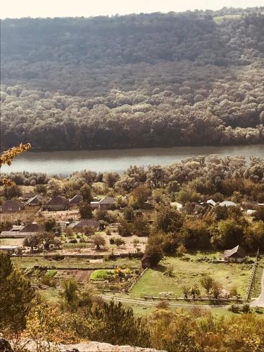 маленькое шале в с.Строенцы, Stroieşti (foto 8)