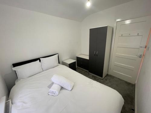 3 Bedroom House near M6, Aston Villa, Star city, Birmingham (foto 7)
