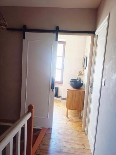 Vannas istaba, La petite Maison in Sainte Florine ciems