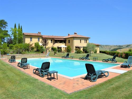  Tuscan Charm at Caliano Villa in Pievina