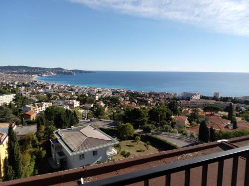 Abbaye de Roseland le Lara chambre double avec roof top vue mer, Nice (photo 3)