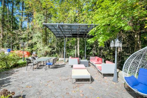 Erkély/terasz, Private Oasis in King City in King City (ON)