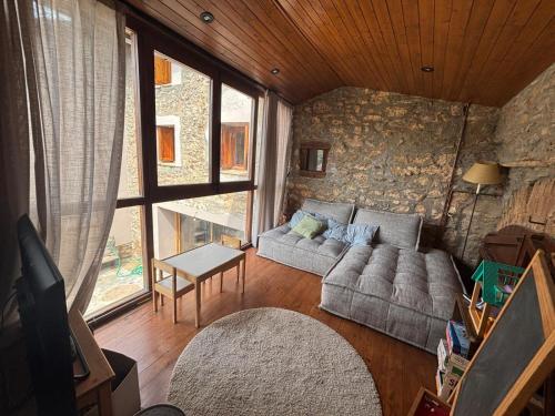 Cal Blanch allotjament rural Cerdanya in Isovol