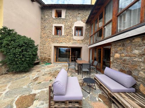 Cal Blanch allotjament rural Cerdanya in Isovol