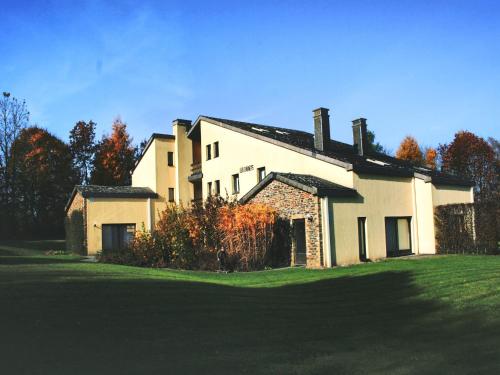 Holiday Home in Gros Fays with Garden - Le Cabrera
