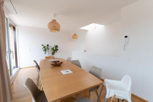 Exclusive Rooftop Duplex Penthouse - 200sqm - 280 Panoramic Views - Downtown, Basel (Foto 6)
