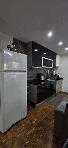 ห้องครัว, Moradia Belo horizonte in วาลองโก