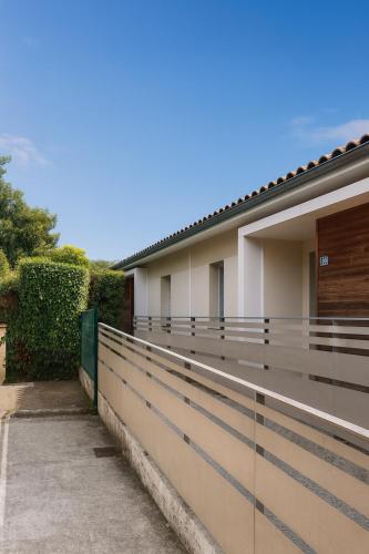 Moderne et paisible maisonette avec jardin in Fenouillet