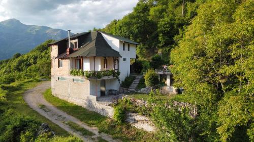 Зовнішній вигляд готелю, Villa Gorno Melnicani in Дебар