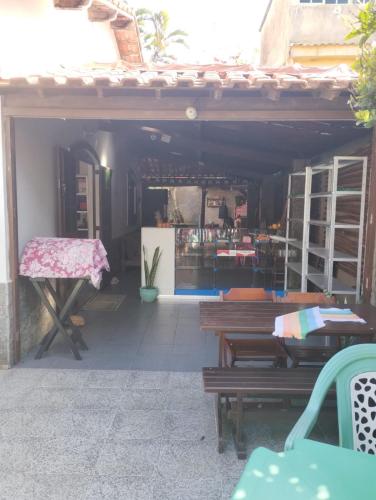 Recanto da Árvore Suítes e Café (Recanto da Arvore Suites e Cafe) in Arraial do Cabo