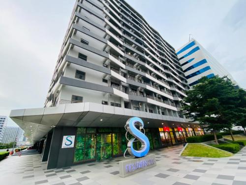 Condotel at S Residences near SM MOA, SMX, Arena, NAIA Airport, Manila