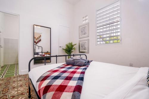 LUX 3BD Collection House by PH - image 12