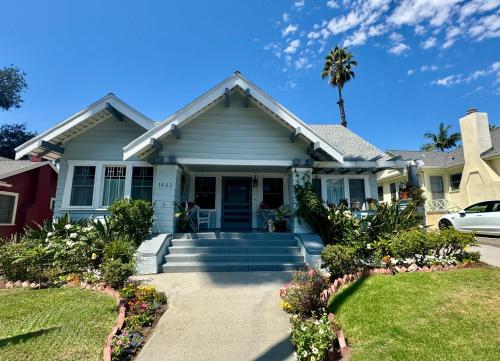 Dresden B & B in Los Angeles, USA