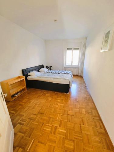 Huge 3 Room City Center Apartment next to Zurich HB Konrad - Self Checkin, Zurych (zdjęcie 10)