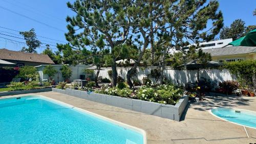 Dresden B & B, Los Angeles (photo 8)