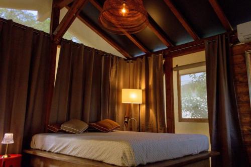AgriGlamping La Diaccia in 塞拉維爾皮斯托伊斯