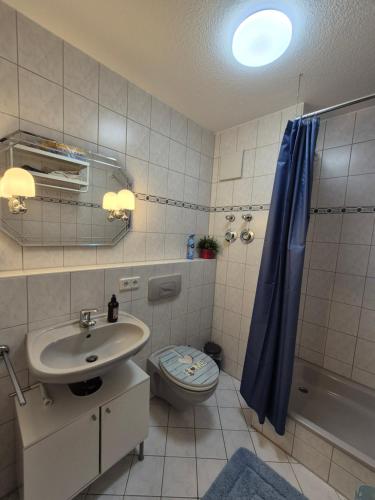 Dresden Saxonia HomeDeLuxe Appartement Neue Hochwertige voll ausgestattete Ferienwohnung mit Küche XXL Boxspringerbett 2 Einzelbetten Highspeed InternetFlatrate und Balkon Ideal für Familien Paare Kulturinteressierte und Geschäftsreisende mit MWStRechnung, Drážďany (fotografie 8)
