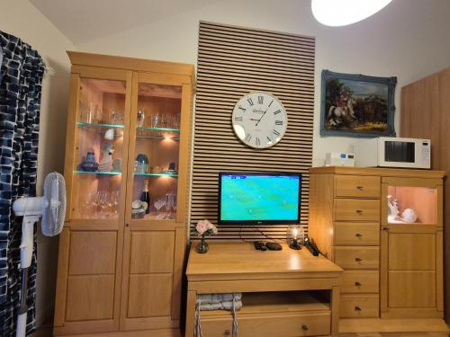 Dresden Saxonia HomeDeLuxe Appartement Neue Hochwertige voll ausgestattete Ferienwohnung mit Küche XXL Boxspringerbett 2 Einzelbetten Highspeed InternetFlatrate und Balkon Ideal für Familien Paare Kulturinteressierte und Geschäftsreisende mit MWStRechnung, Drážďany (fotografie 10)