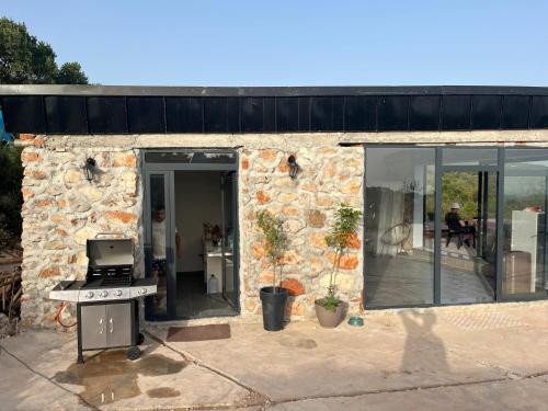 Apart Rose in Lustica in Rose