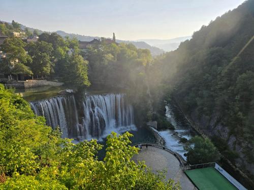 Kamp Glamp Plivska Oaza in 亚伊采