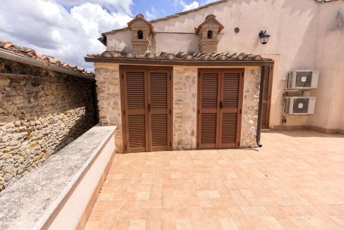 Terrace on the Village Casa D'Autore in Selci