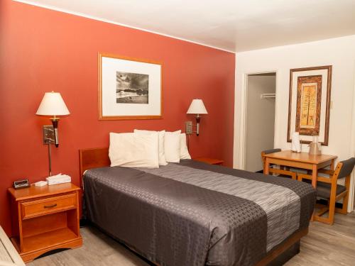Auto Inn Motel & RV Park - main image