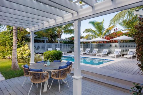 One Palm Hill villa in Governor's Harbour