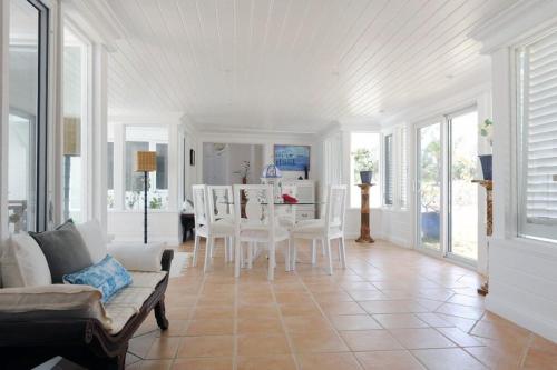 Hidden Gem home in Governors Harbour