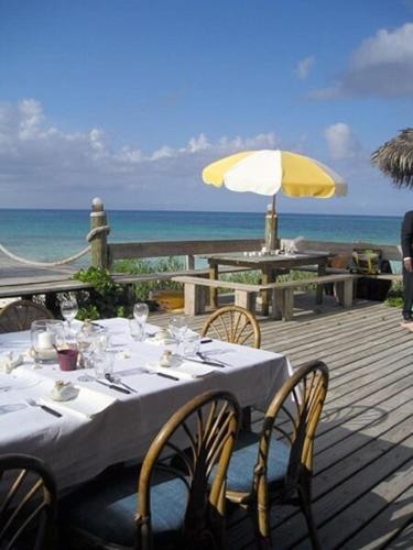 Hidden Gem home in Governors Harbour