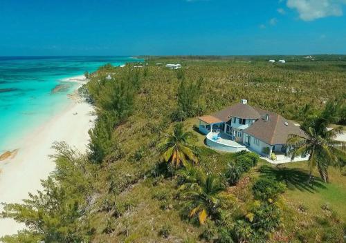 Tourmaline home in North Palmetto Point