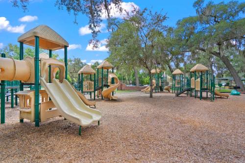 Downtown Historic Victorian Steps to Clay Theatre in Green Cove Springs (FL)