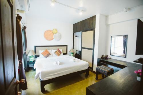 The Odyssey Serviced Apartment Room Type - One Bedroom Grand Suite with Balcony